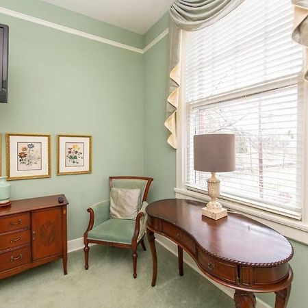 Quaint Spacious Studio In Durham 5 Min To Downtown Appartement Buitenkant foto